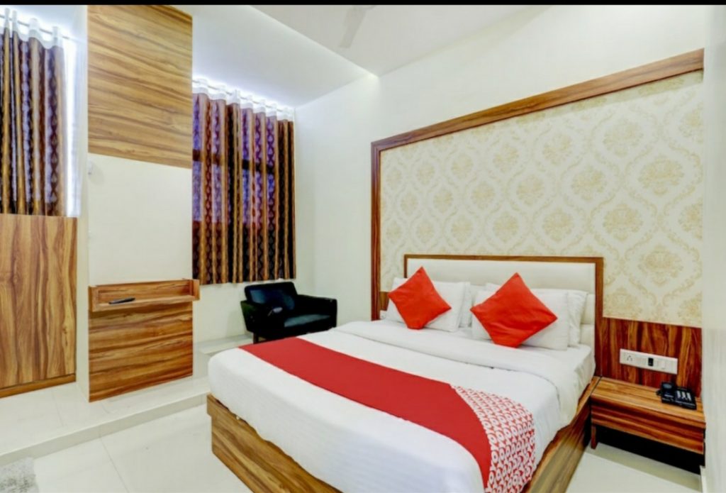 best budget hotel near gujarat high court, Ahmedabad